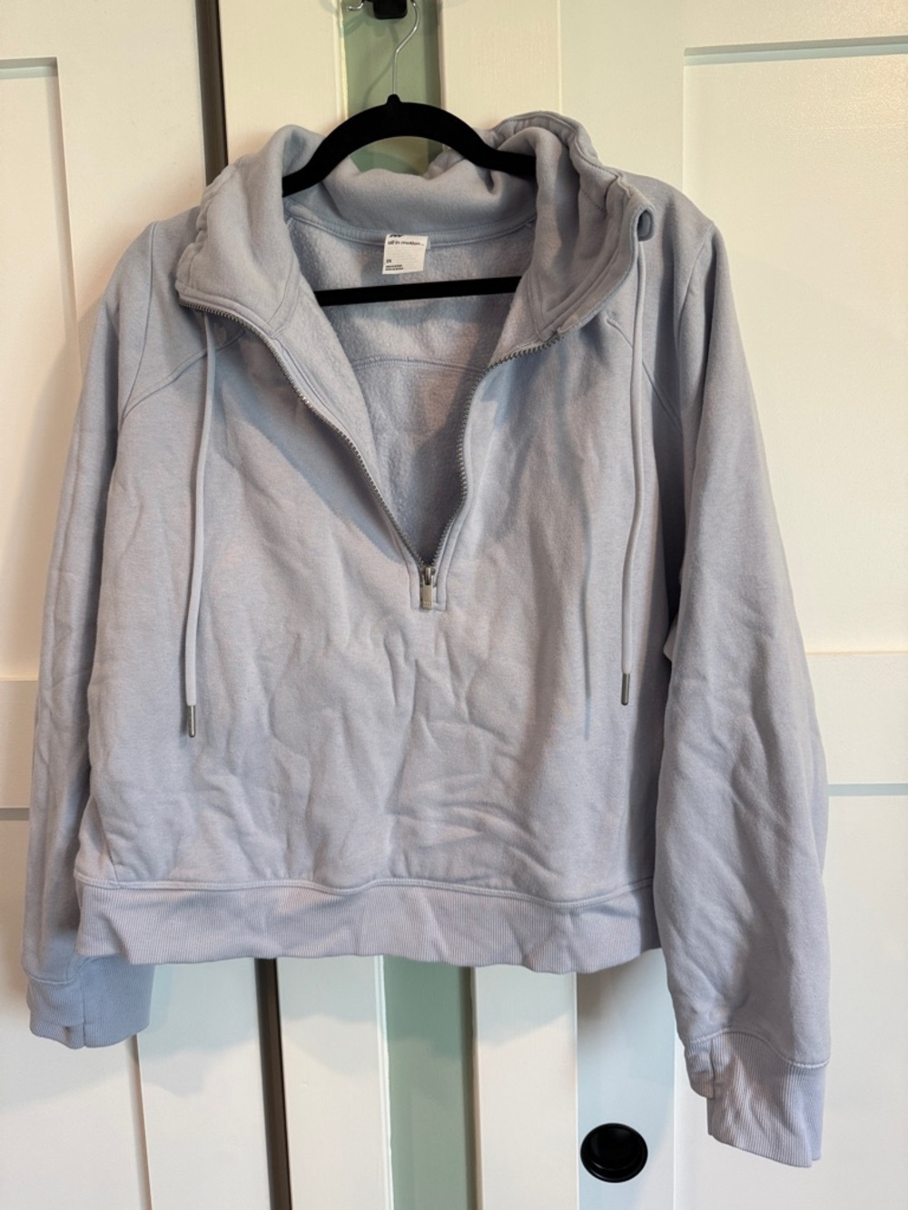 Lavender Quarter-Zip Cropped Pullover